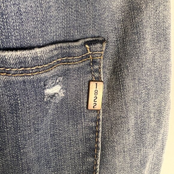 1822 Denim Womens Mini Denim Jean Skirt Medium Blue Distressed Ripped Grunge - Picture 11 of 12